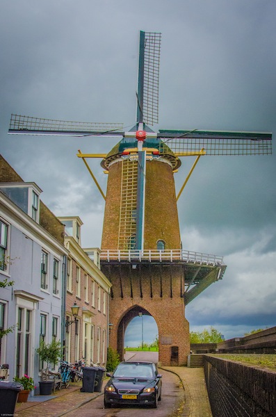 drive-thru windmill in Holland